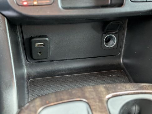 Used 2018 GMC Canyon SLE w/ SLE Convenience Package image 21