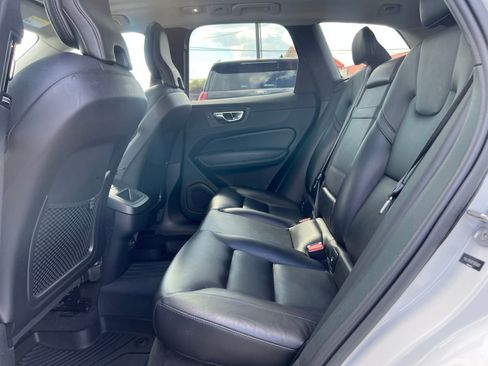 Used 2023 Volvo XC60 B5 Core AWD/4WD image 45