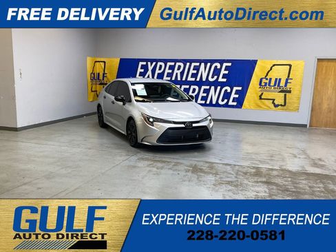 Used 2024 Toyota Corolla LE FWD image 1