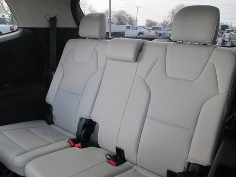 Used 2021 Kia Telluride SX w/ SX Prestige Package image 19