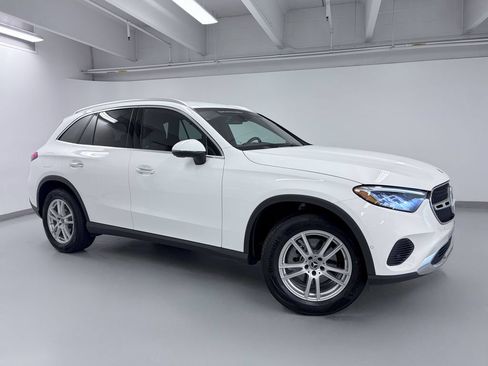 Certified 2026 Mercedes-Benz GLC 300 4MATIC image 9