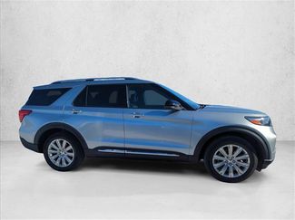 Used 2020 Ford Explorer Limited video 4