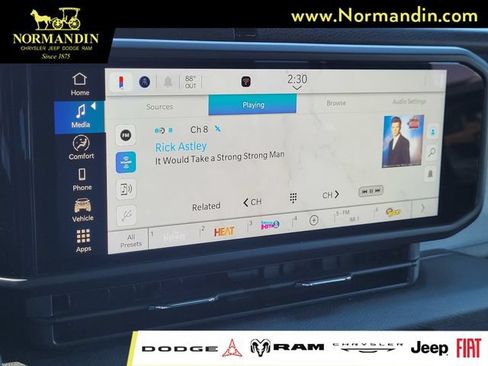 Used 2024 Jeep Wrangler Unlimited Sport AWD/4WD image 9