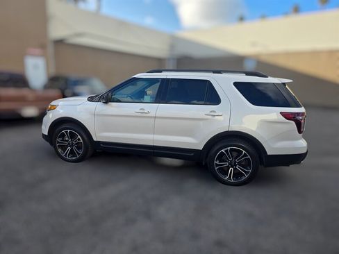Used 2015 Ford Explorer Sport w/ Equipment Group 401A AWD/4WD image 8