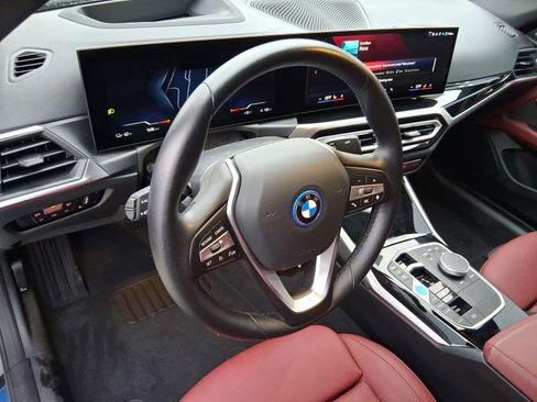 Certified 2024 BMW i4 eDrive40 w/ Premium Package image 4