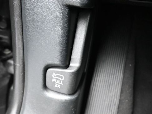 Used 2020 Ford Explorer Limited AWD/4WD image 32