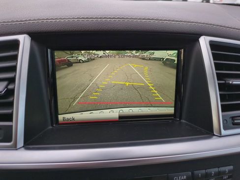 Used 2014 Mercedes-Benz GL 450 4MATIC image 12