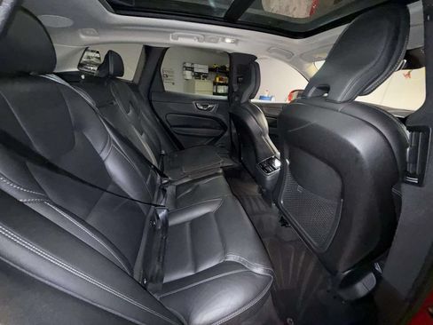 Used 2023 Volvo XC60 B5 Ultimate w/ Protection Package Premier FWD image 16