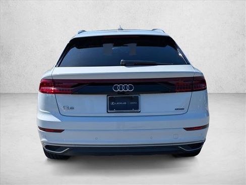 Used 2019 Audi Q8 Premium w/ Convenience Package AWD/4WD image 7