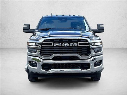 Used 2026 RAM 3500 Big Horn AWD/4WD image 3