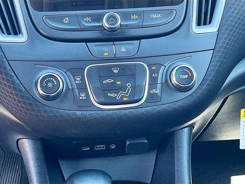 Used 2024 Chevrolet Malibu RS w/ LPO, Floor Liner Package FWD image 15
