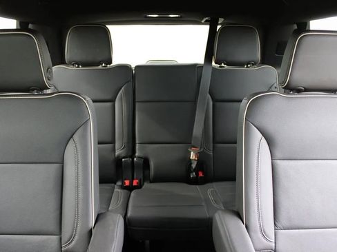 Used 2021 GMC Yukon SLT w/ SLT Premium Package image 31