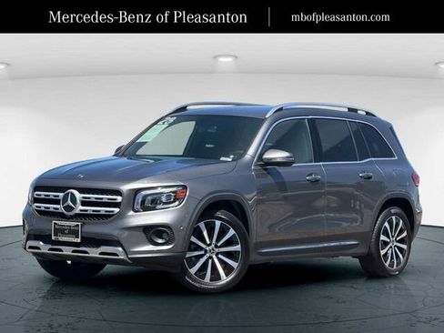 Certified 2023 Mercedes-Benz GLB 250 w/ Premium Package image 1