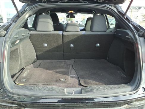 Used 2021 Toyota C-HR XLE image 19