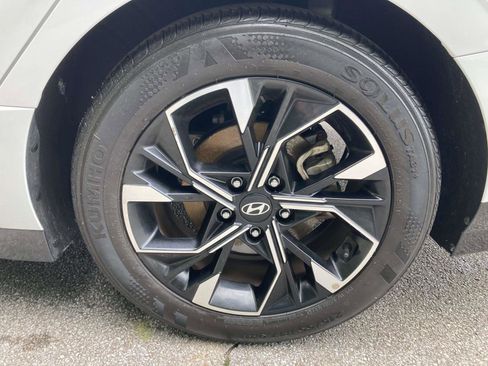 Used 2025 Hyundai Sonata SEL FWD image 13