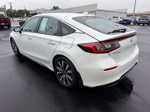 Used 2022 Honda Civic EX-L image 9