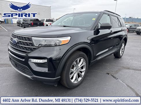 Used 2022 Ford Explorer XLT w/ Equipment Group 202A image 1