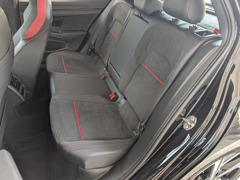 Used 2026 Volkswagen GTI SE FWD image 18