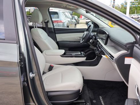 Used 2025 Hyundai Tucson SEL AWD/4WD image 8