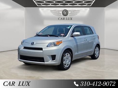 Used 2012 Scion xD FWD image 1