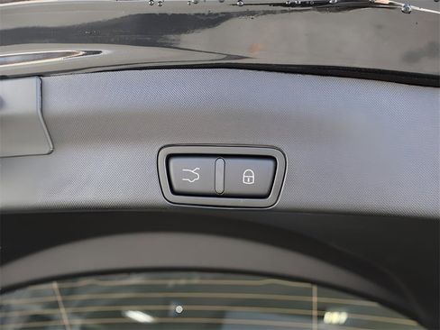 New 2025 Alfa Romeo Stelvio Sprint image 18