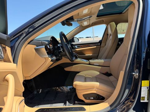 Certified 2023 Porsche Panamera 4 Platinum Edition AWD/4WD image 23