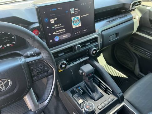Certified 2024 Toyota Tacoma TRD Off-Road w/ TRD Off Road Premium Package AWD/4WD image 28