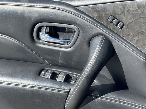 Used 2023 INFINITI QX80 Luxe w/ Cargo Package image 26