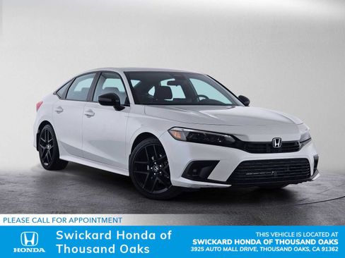 Used 2023 Honda Civic Sport image 1