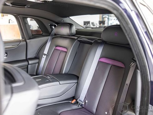 Used 2024 Rolls-Royce Ghost Black Badge image 43
