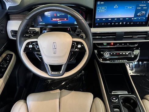 Certified 2025 Lincoln Corsair Grand Touring w/ Equipment Group 302A AWD/4WD image 14
