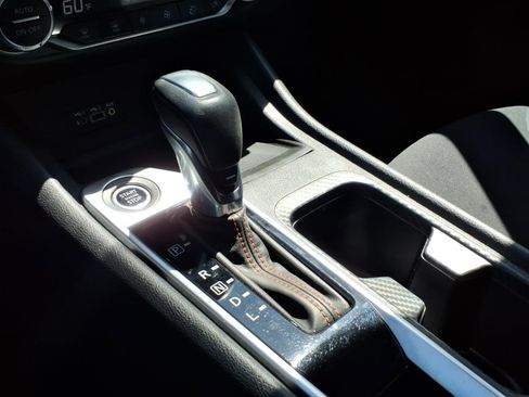 Used 2023 Nissan Sentra SR FWD image 18