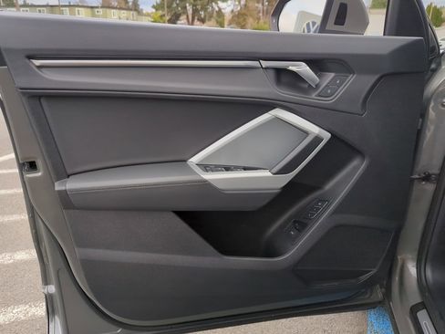 Used 2022 Audi Q3 2.0T Premium w/ Convenience Package image 10