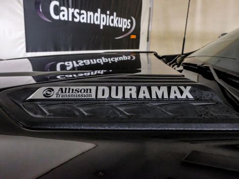 Used 2024 Chevrolet Silverado 2500 High Country w/ High Country Premium Package image 46