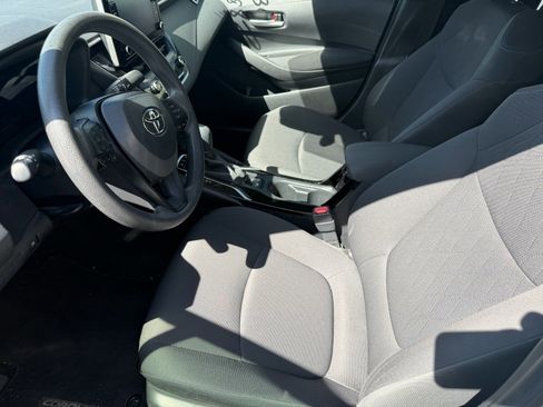 Used 2021 Toyota Corolla LE w/ Carpet Mat Package (TMS) image 8