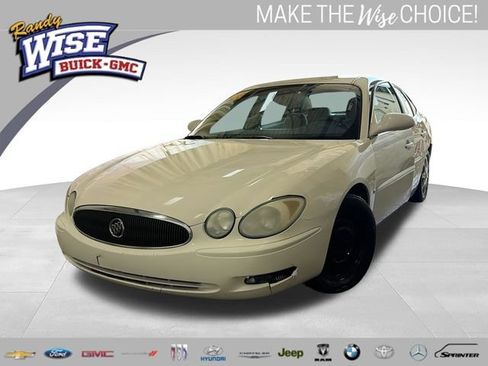 Used 2006 Buick LaCrosse CX FWD image 1
