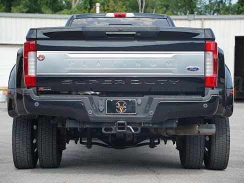 Used 2019 Ford F450 Platinum w/ Platinum Ultimate Package AWD/4WD image 6