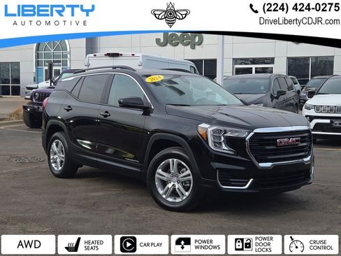 Used 2024 GMC Terrain SLE w/ Driver Convenience Package image 1