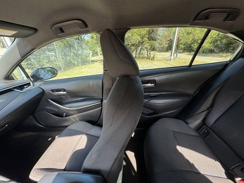 Used 2022 Toyota Corolla SE FWD image 38