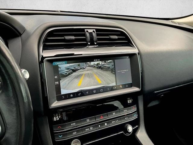 Used 2019 Jaguar F-PACE AWD/4WD image 18