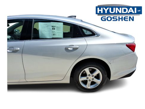 Used 2022 Chevrolet Malibu LS w/ Driver Confidence Package II FWD image 6