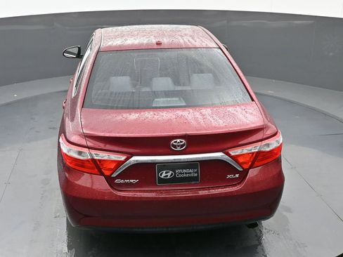 Used 2017 Toyota Camry XLE image 36