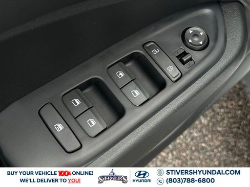 New 2026 Hyundai Venue SE image 22