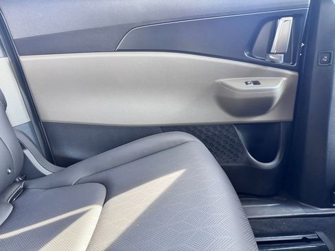 New 2026 Kia Carnival image 31