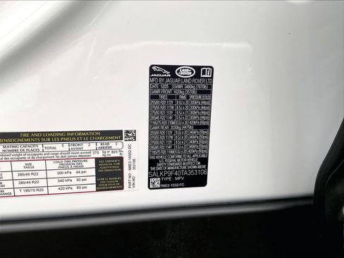 New 2026 Land Rover Range Rover SE image 36