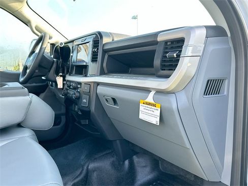 New 2025 Ford F550 4x4 Regular Cab Super Duty image 26