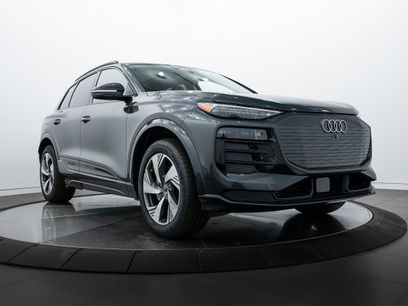 New 2025 Audi Q6 e-tron Premium Plus