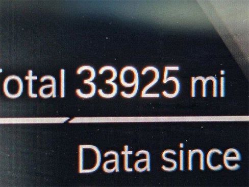 Used 2022 BMW X7 xDrive40i w/ M Sport Package image 26