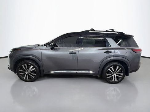 Used 2024 Nissan Pathfinder Platinum AWD/4WD image 6