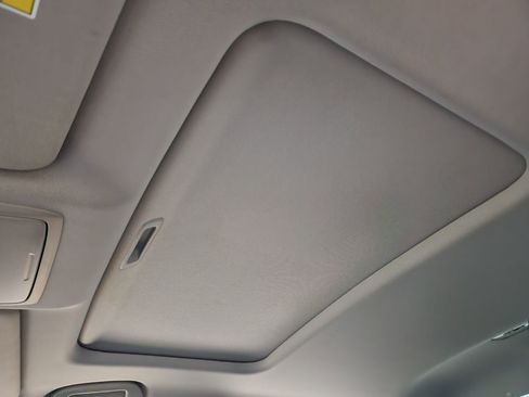 Used 2018 Honda Accord EX image 44